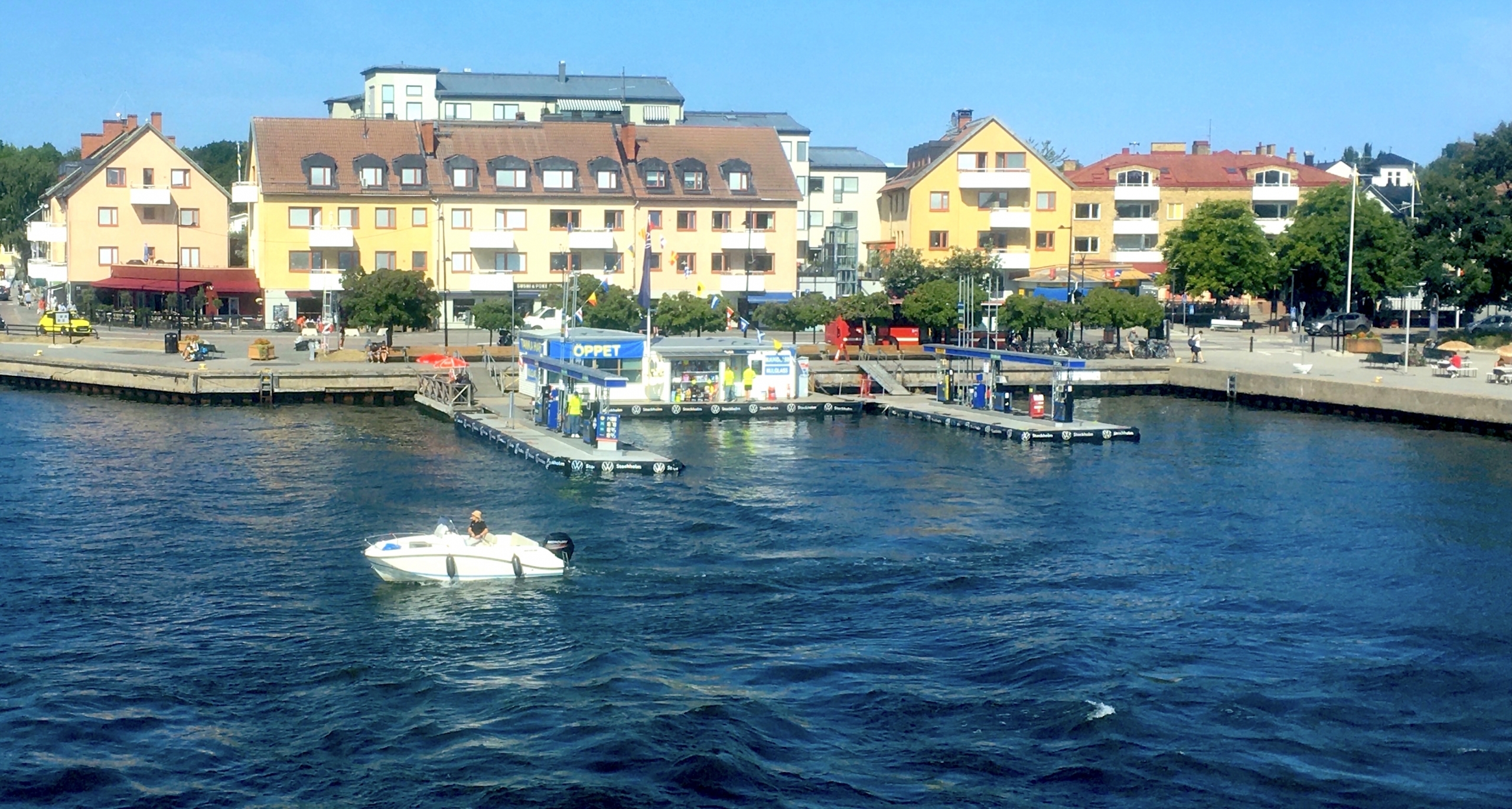 Solig dag vid Sjömacken